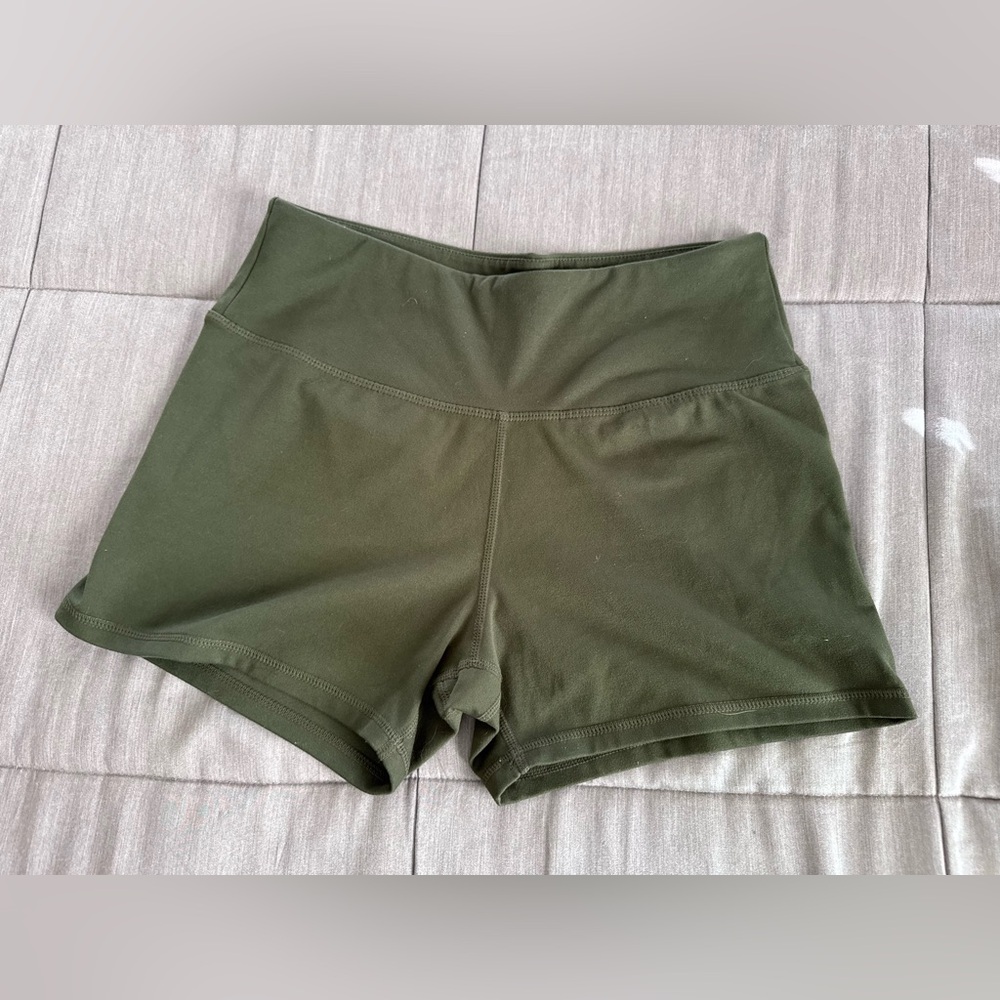 High Waist Yoga Shorts size Large